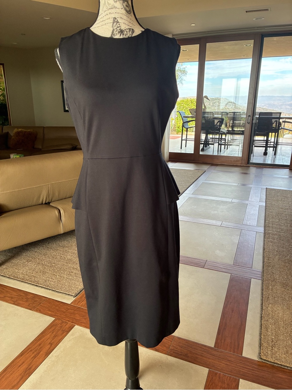 Elie Tahari Black Sleeveless Peplum Sheath Dress